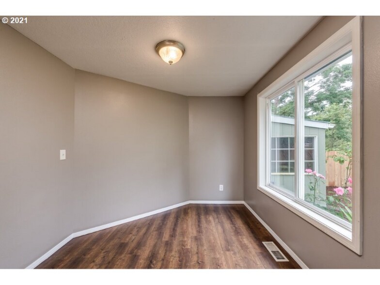 Building Photo - 4315 SE 138th Pl