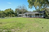 Building Photo - 441 Country Club Rd