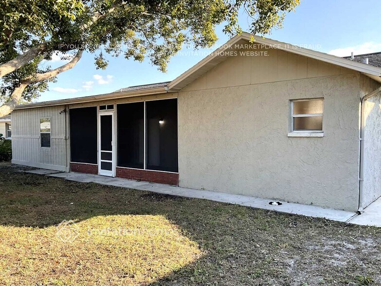 Building Photo - 6227 13th Ave