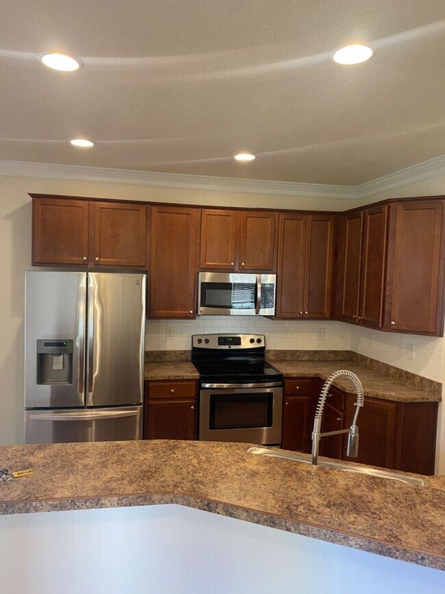 Building Photo - 5500 Muth Ct