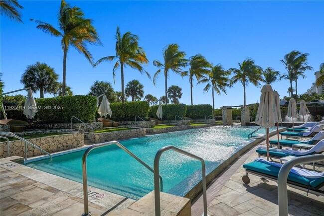 Building Photo - 5875 Collins Ave