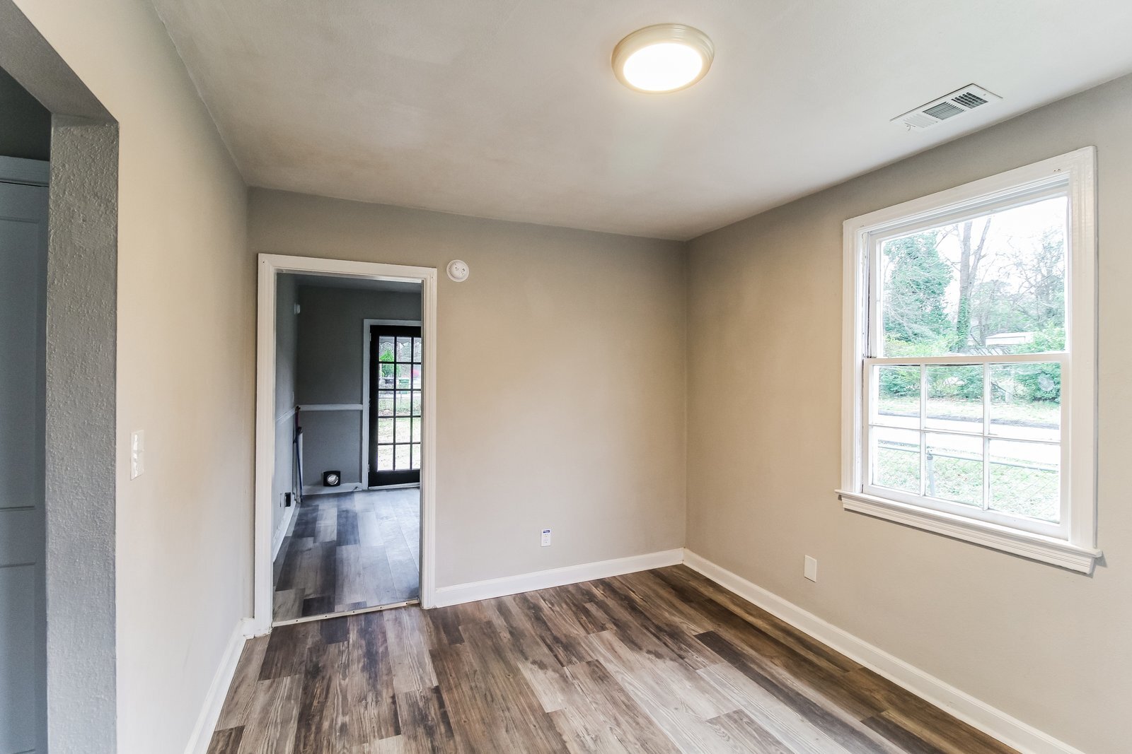 Building Photo - 2902 Pecan St