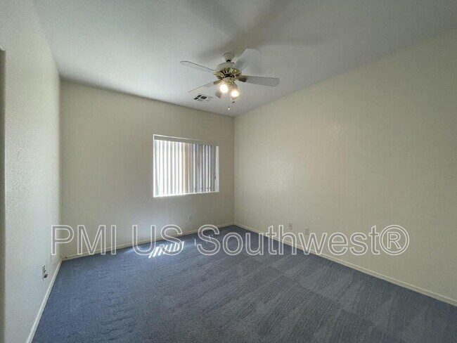 Building Photo - 3300 Ridge View Ave