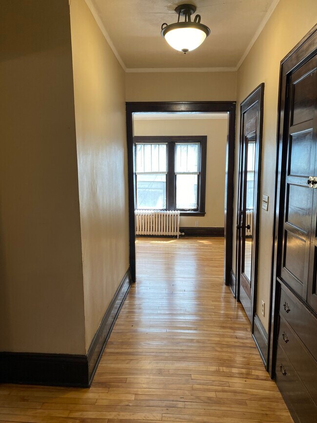 Building Photo - 2007 Aldrich Ave S