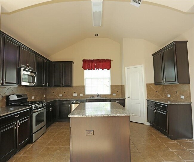 Building Photo - 4531 Kenya Manor Dr