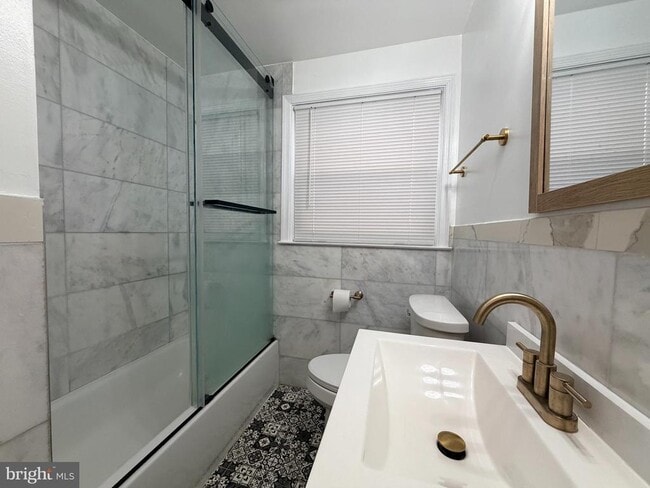 Building Photo - 1262 Halstead Rd