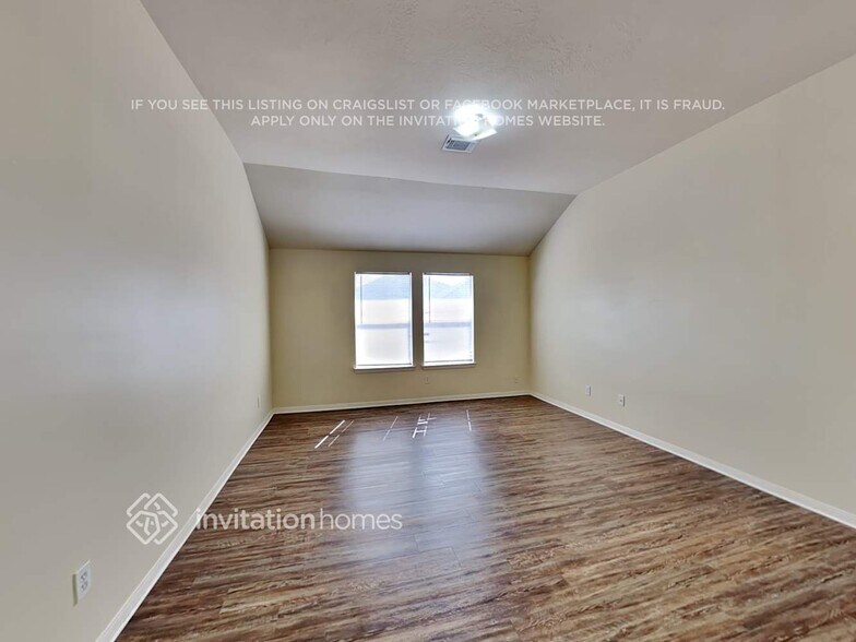 Building Photo - 6507 Dogwood Park Ln