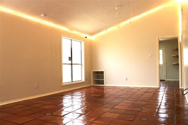 Building Photo - 22538 Market Square Ln