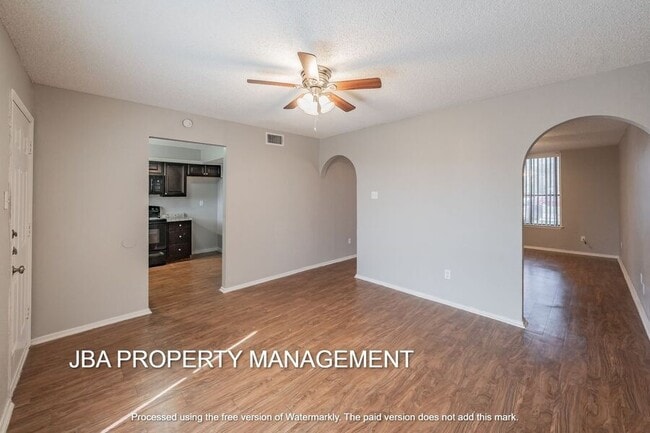 Building Photo - 1758 Farleigh Ct