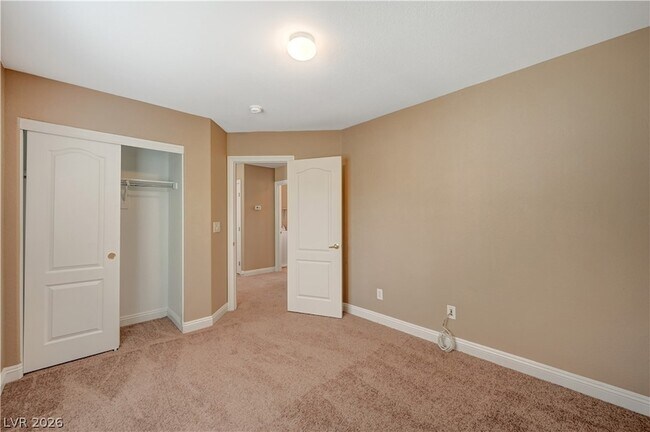 Building Photo - 9185 Wild Briar Ln