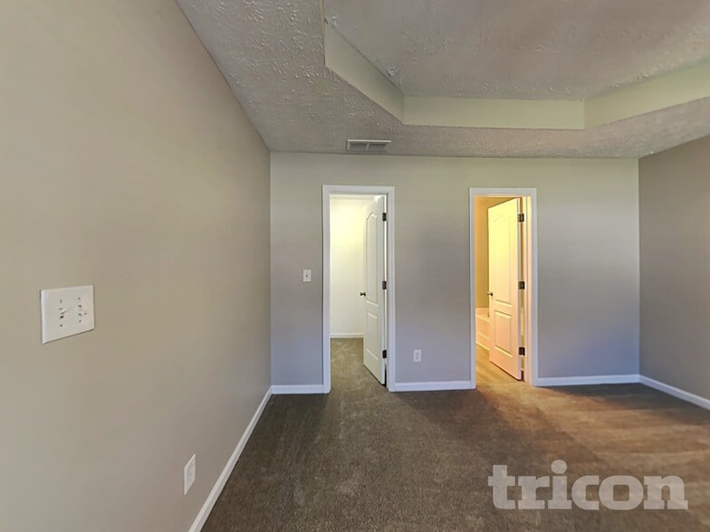 Building Photo - 1009 Butterfly Cove Way