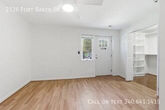 Building Photo - 2726 Fort Baker Dr SE