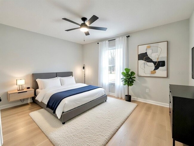 Building Photo - 12052 Villa Rd