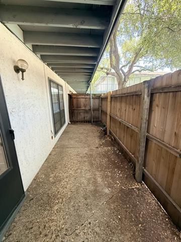 Building Photo - 12888 Montfort Dr