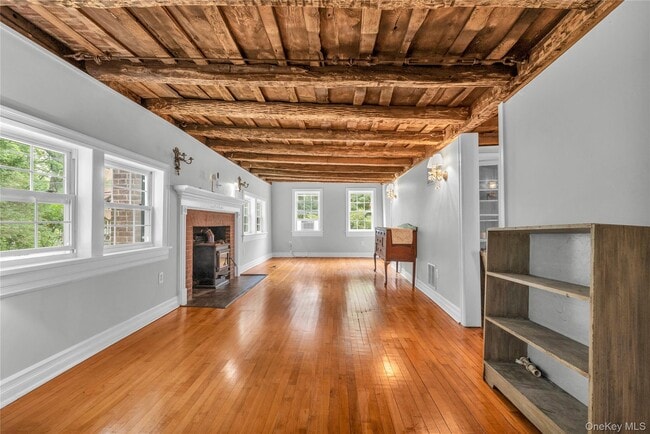 Building Photo - 115 Turk Hill Rd