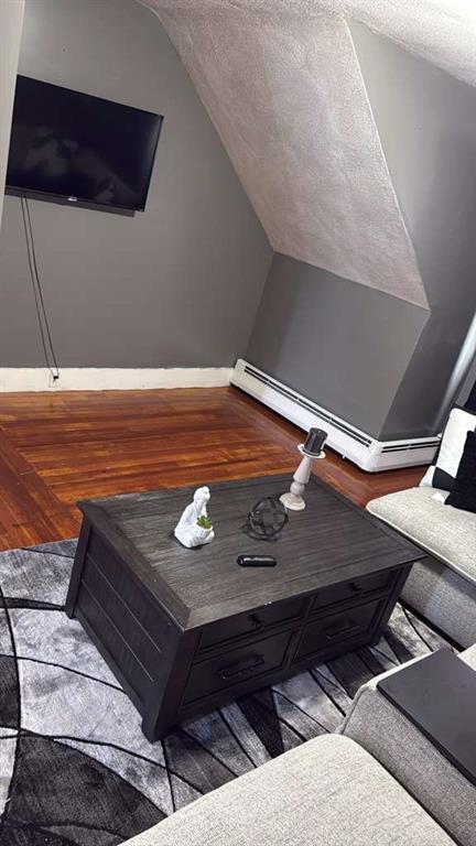 Building Photo - 63 Messina St