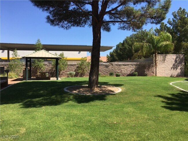 Building Photo - 5250 S Rainbow Blvd
