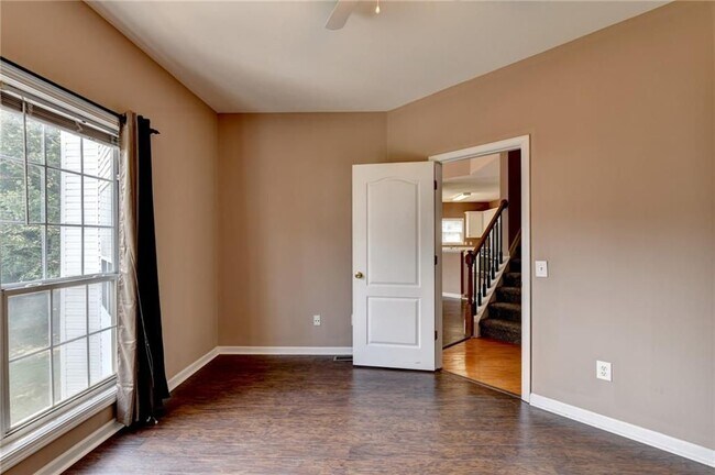 Building Photo - 2899 Savannah Walk Ln