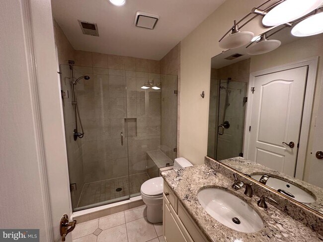 Building Photo - 5509 Thornbush Ct