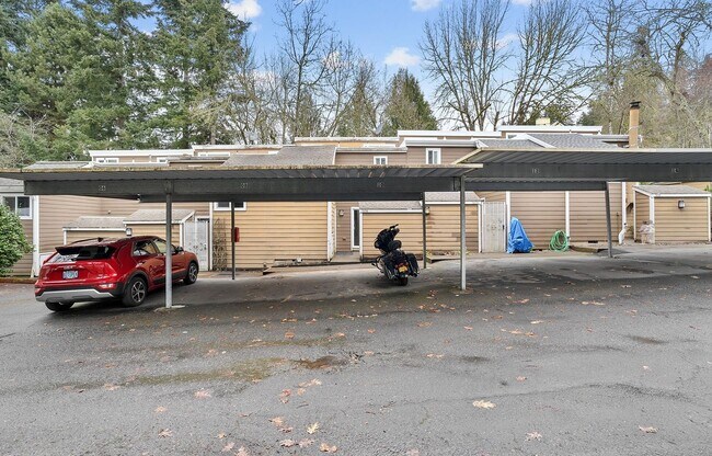 Building Photo - 1614 Village Park Pl