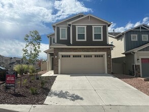 Building Photo - Modern 3-Bed, 3-Bath Home in District 20!!
