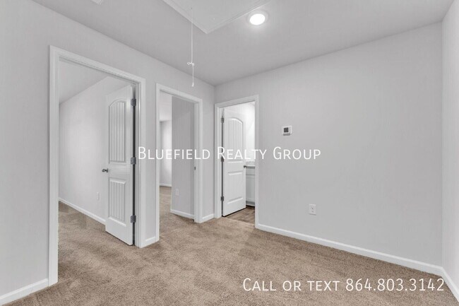 Building Photo - 503 Heswall Ct