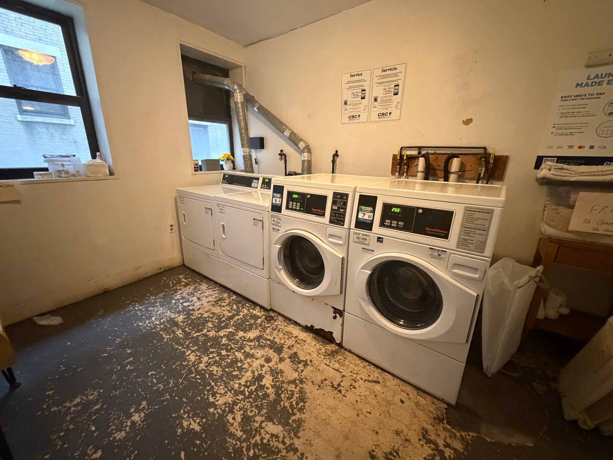 Building Photo - 313 Allston St