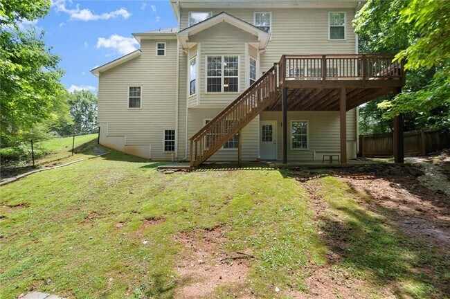 Building Photo - 194 Lake Ruby Dr