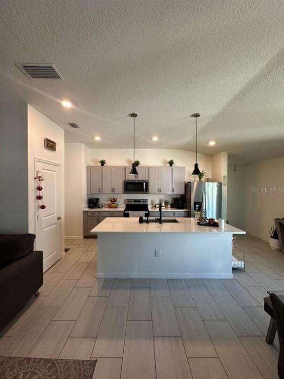 Building Photo - 1027 Papaya Cir.