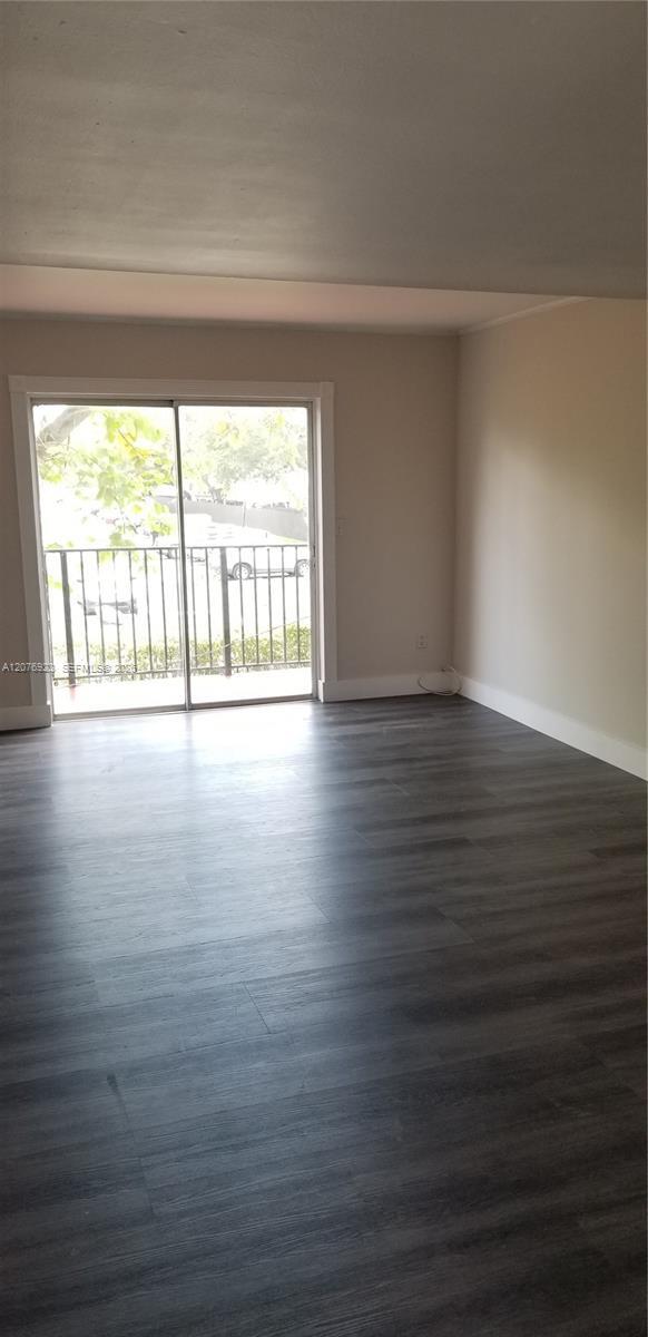 Building Photo - 8550 SW 109th Ave