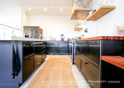 Building Photo - FULLY FURNISHED 3BED 2 BA HOUSE ON SCGA GO...