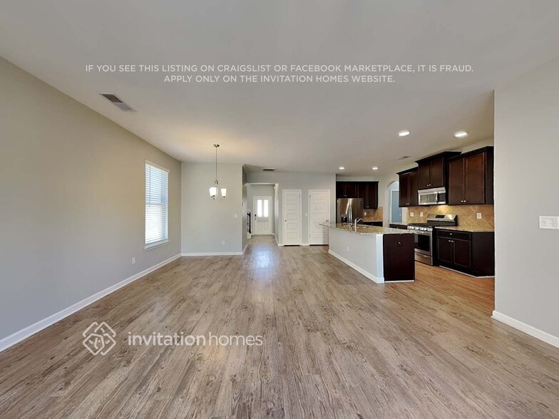 Building Photo - 2629 Cornwall Dr