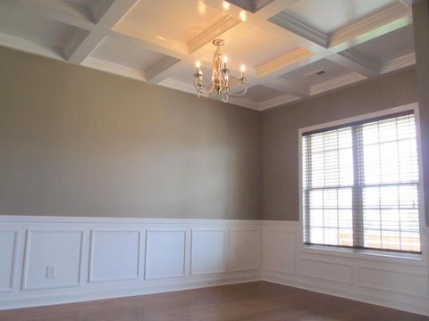 Building Photo - Beautiful 4 Bedroom Home with Spacious Backyard!