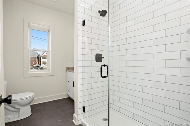 Building Photo - 28 Congress Ave