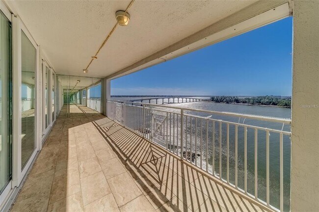 Building Photo - 675 S Gulfview Blvd