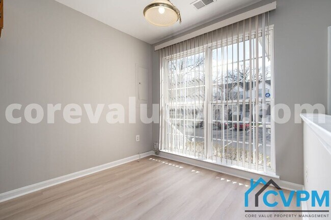 Building Photo - 1691 Fallowfield Ct