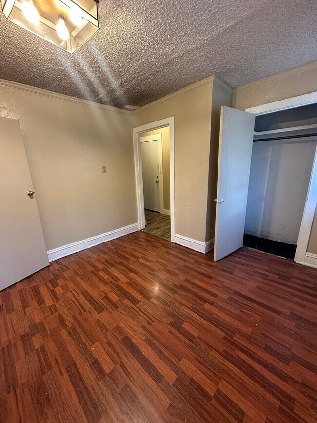 Building Photo - 3602 S Polk St