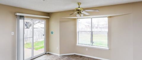 Building Photo - 1513 Hawk Ct