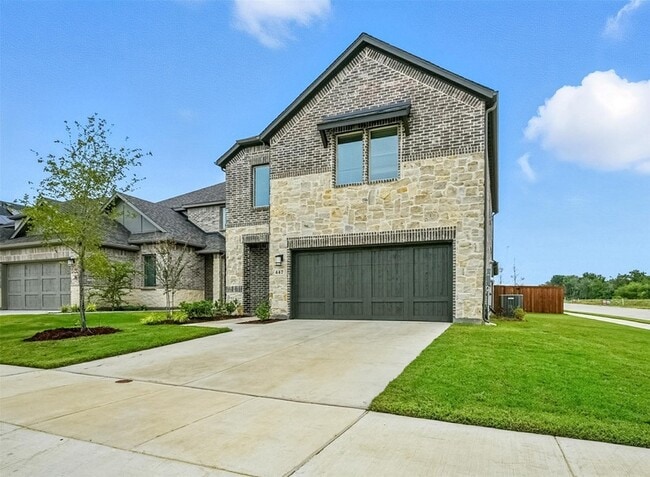 Building Photo - 447 Holly Rd