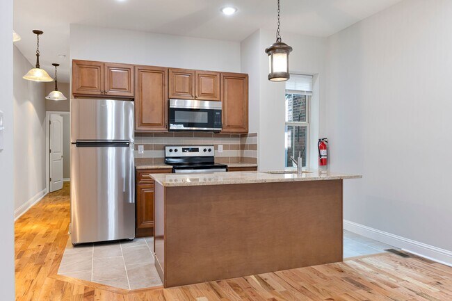 Building Photo - 1313 N 53rd St