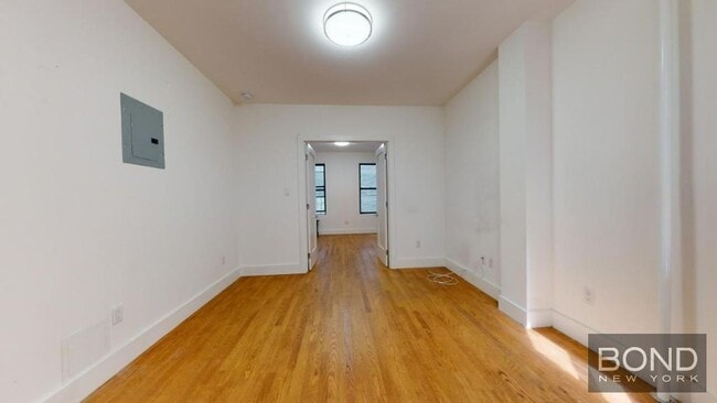 Building Photo - 592 Amsterdam Ave