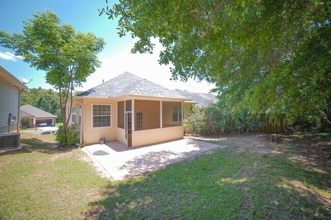 Building Photo - 5569 Hampton Hill Cir