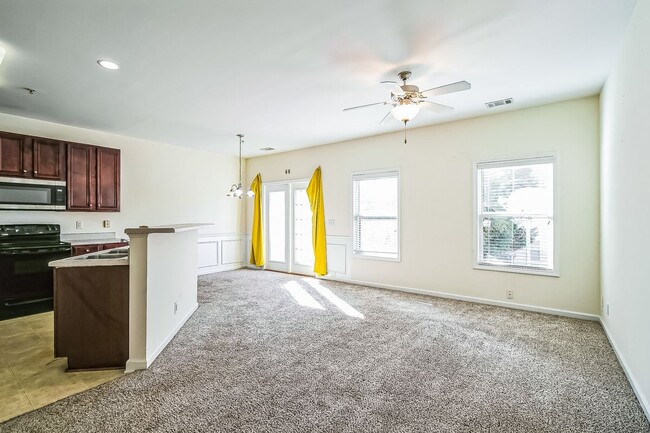 Building Photo - 117 Stonebridge Crossing