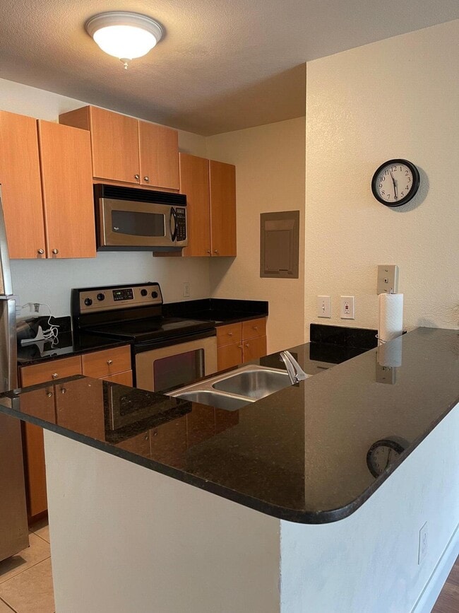 Building Photo - 1740 Palm Cove Blvd