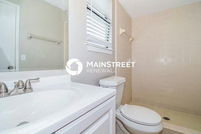 Building Photo - 3 Bedroom Pet-Friendly Home in Jacksonvill...