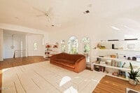 Building Photo - 5166 Packard St