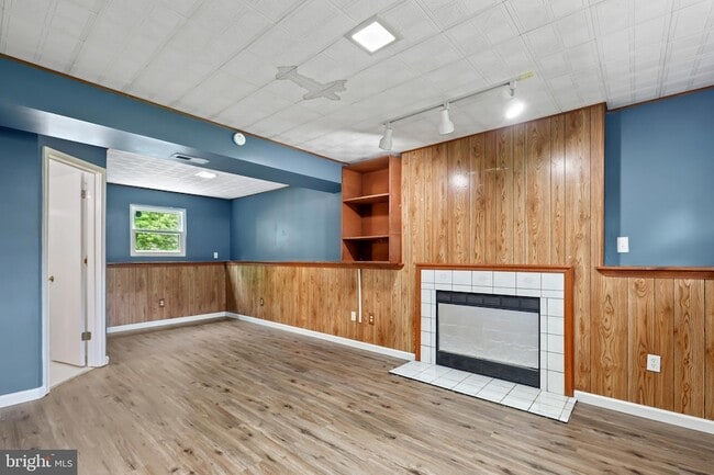 Building Photo - 7 Bertram Blvd