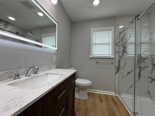 Building Photo - 2500 Rolling Hills Dr