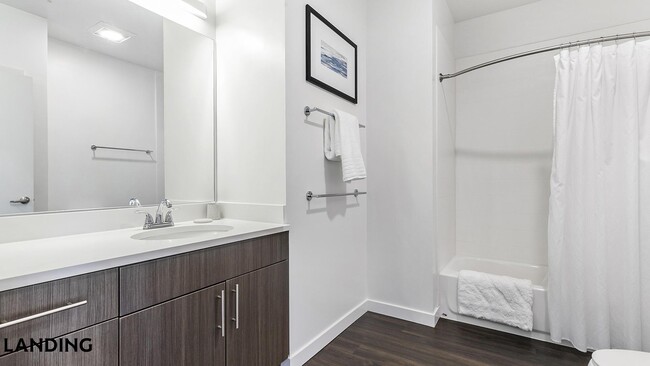 Building Photo - 3419 Fountains Dr