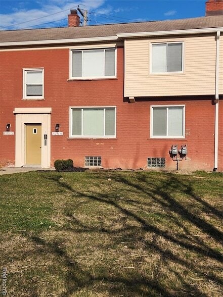 Building Photo - 20248 Schaefer Hwy